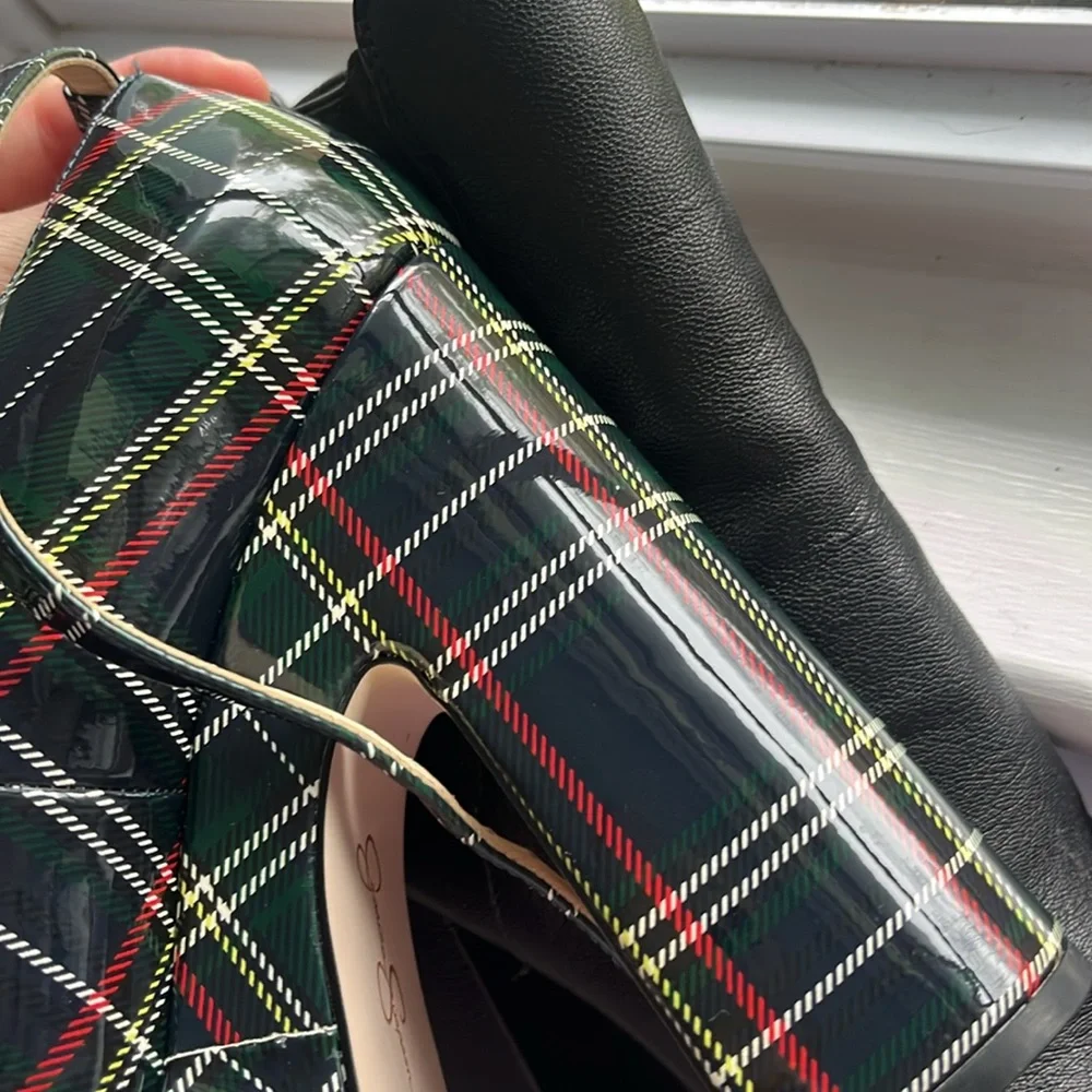 Jessica Simpson 🎄Christmas plaid platform heels worn one time size 7 1/2